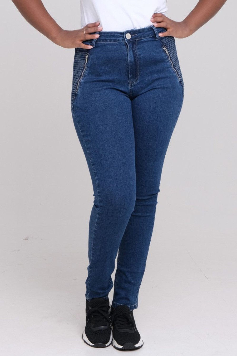 Klaer Zavanna | Norna Jeans