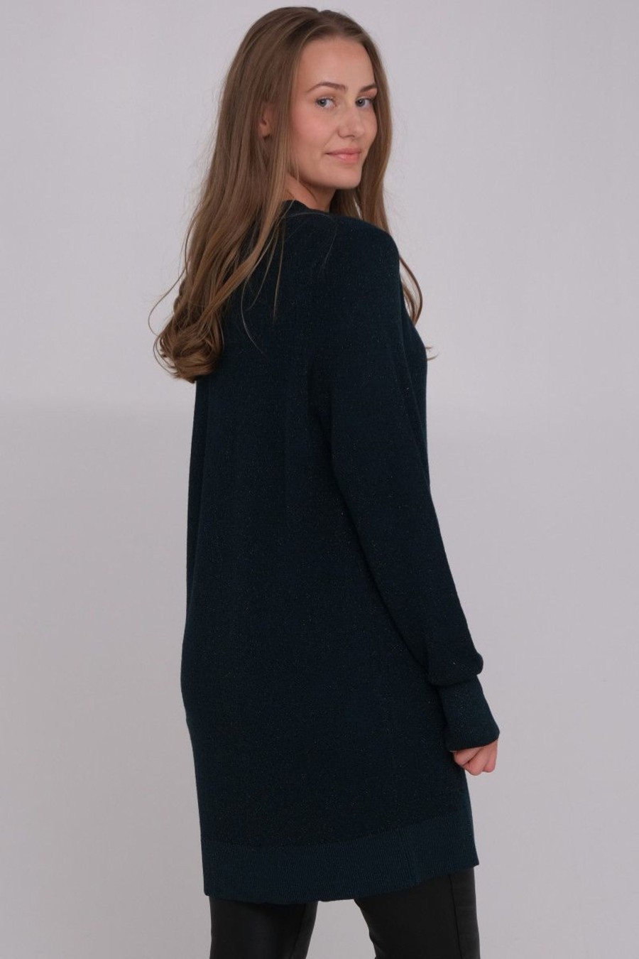 Klaer Zavanna | Anikke Genser