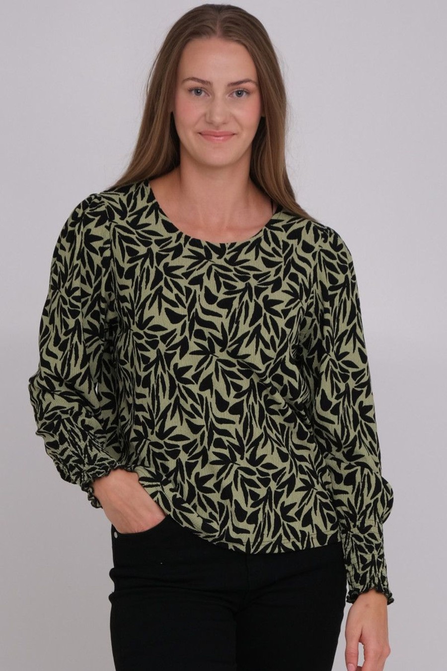Klaer Zavanna | Synna Topp