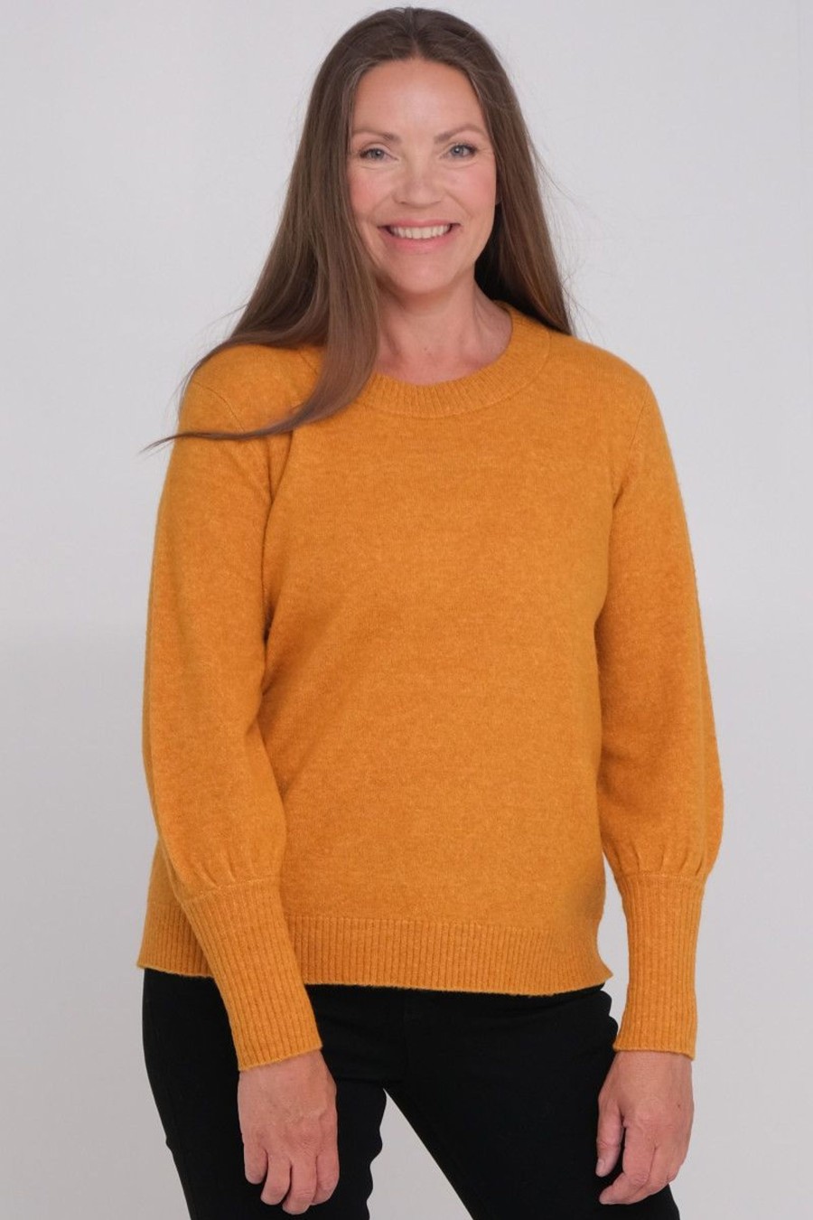 Klaer Zavanna | Aud Genser