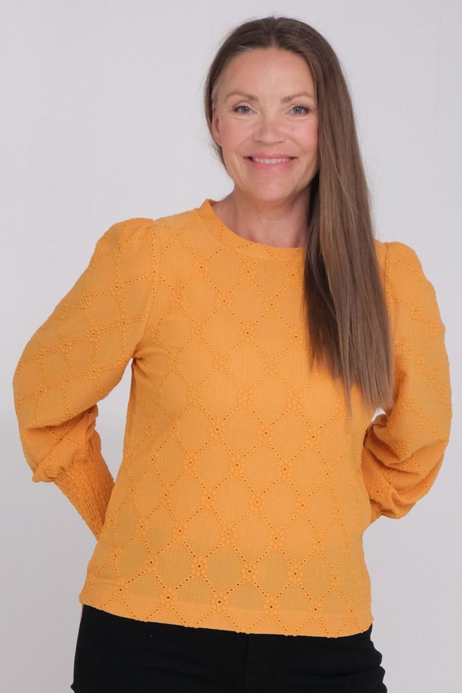 Klaer Zavanna | Synna Topp